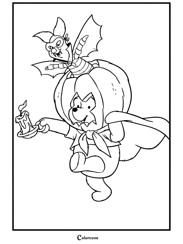 Winnie the Pooh usando disfraz de calabaza y capa verde sosteniendo una vela con Piglet disfrazado de murciélago montado encima, página para colorear para los fanáticos de Halloween Disney.
